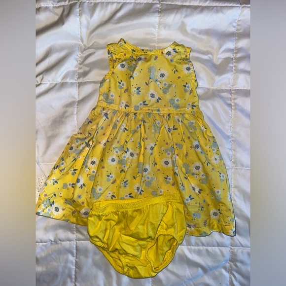 Easter Spring 12 Month Baby Girl Dress Overalls Bundle Lot Oshkosh Carters - Picture 3 of 3